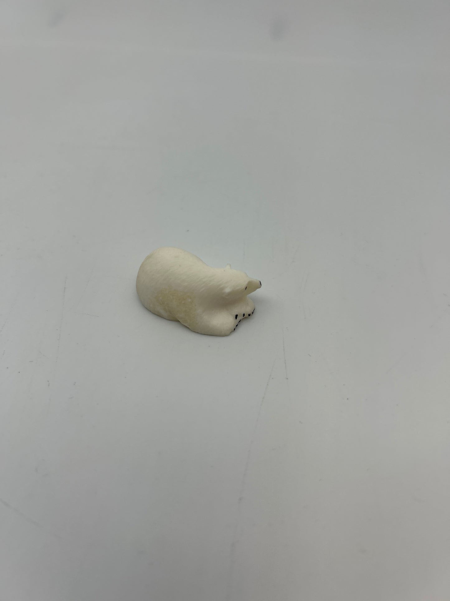 Ivory - Laying Down Polar Bear - 1.5"