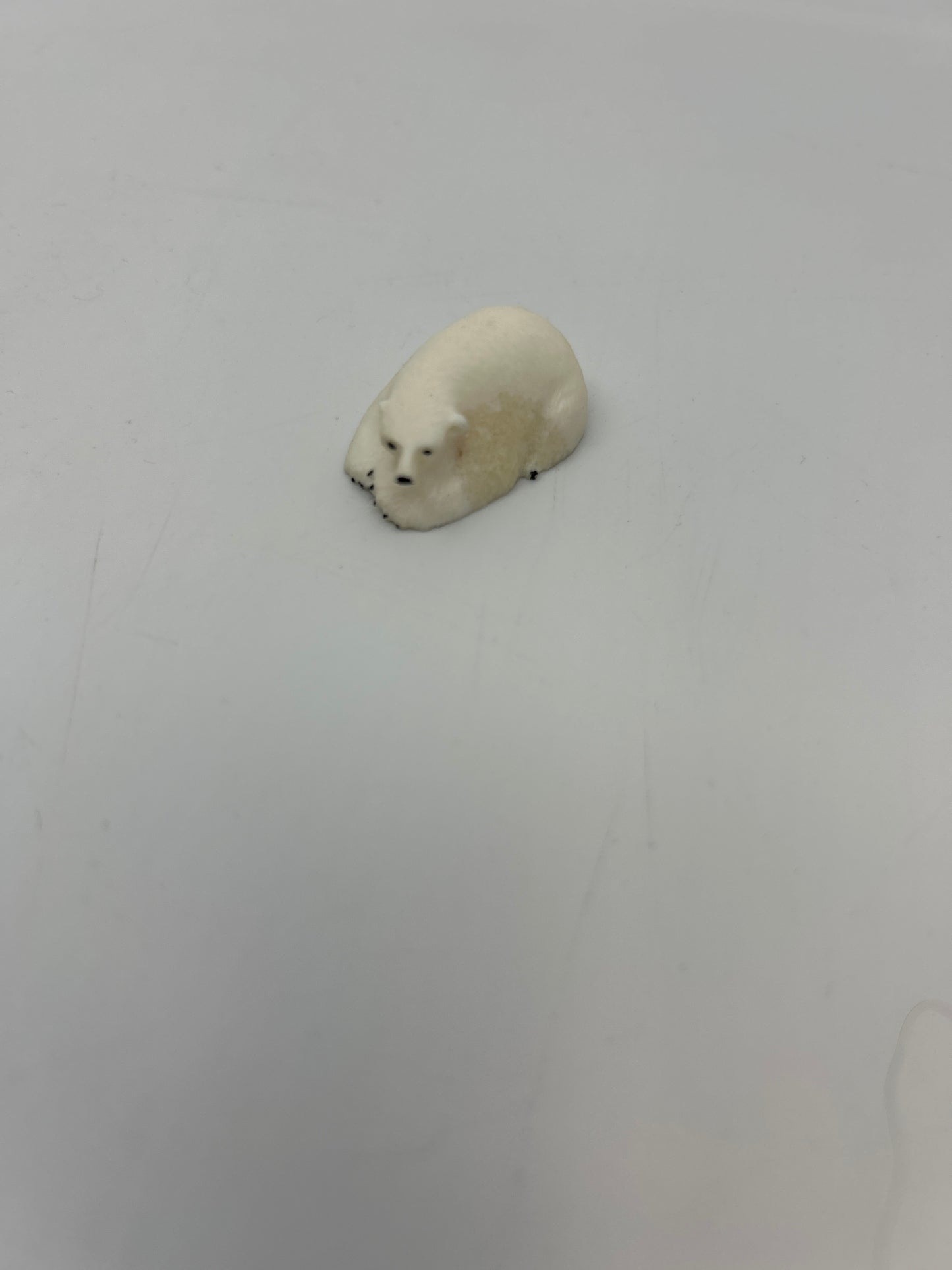 Ivory - Laying Down Polar Bear - 1.5"
