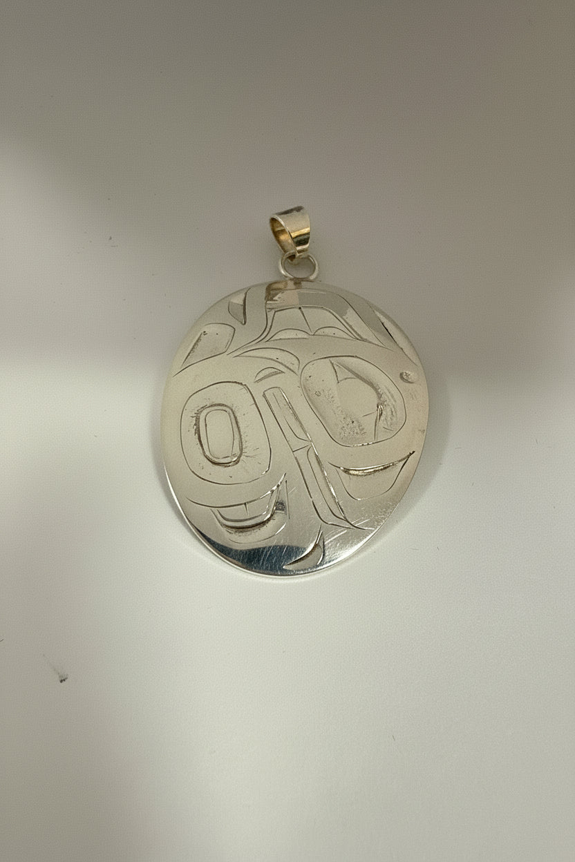 Alvin Adkins Pendant Silver - Oval - Killer Whale