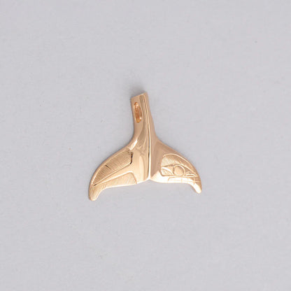 Hollie Bartlett Pendant 14k Gold - Killer Whale Tail