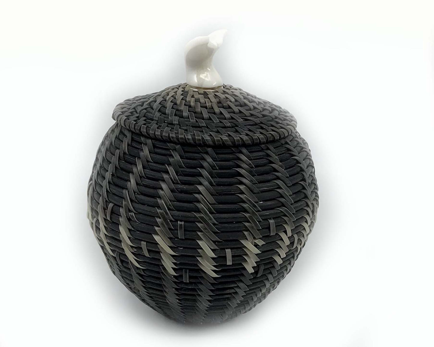 Baleen Basket - J. Omnik Jr; Ivory Whale Tail Finial, White Stripes, Round