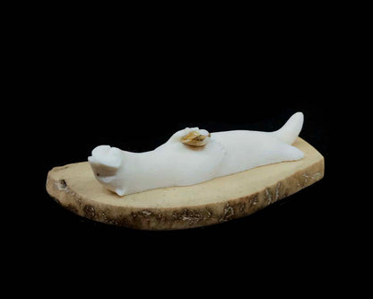 Ivory- M. Toolie, Shell & Bone, Otter w Shell on Jawbone